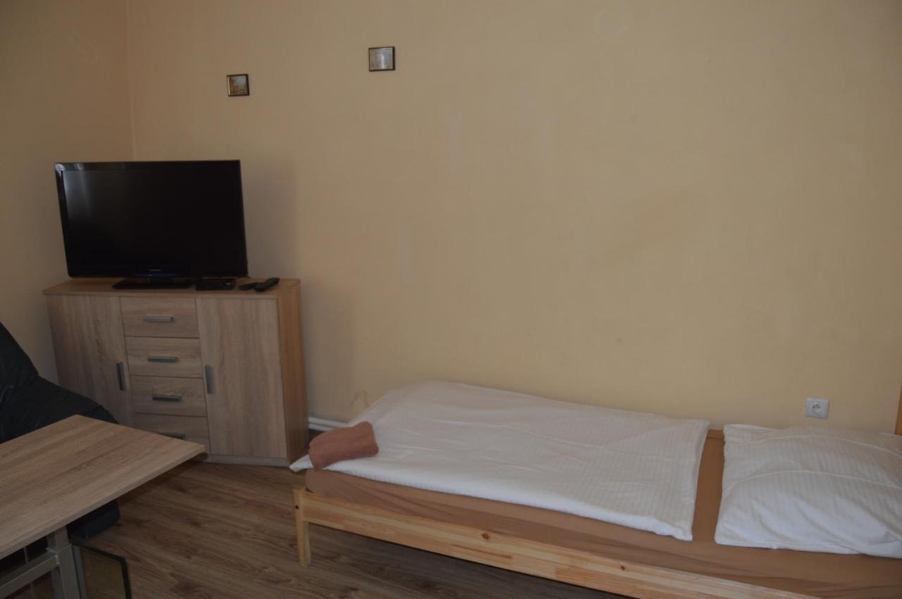 Penzion Rafaella Česká Kamenice Buitenkant foto