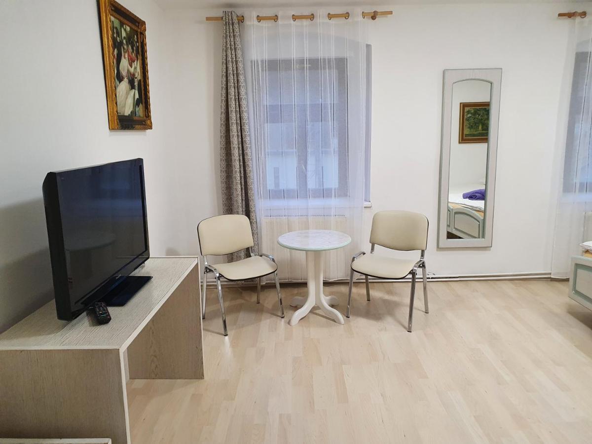Penzion Rafaella Česká Kamenice Buitenkant foto