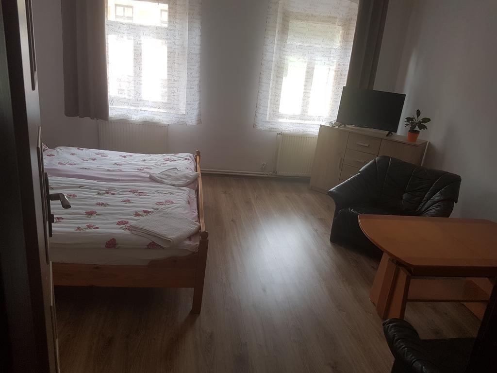 Penzion Rafaella Česká Kamenice Buitenkant foto